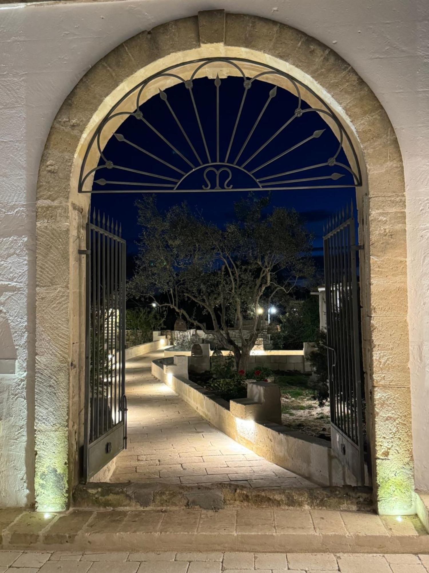 Masseria Messapia Wine Resort & Spa Salento Месане Екстериор снимка