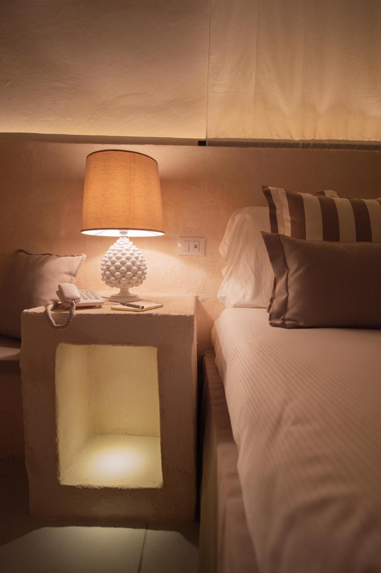 Masseria Messapia Wine Resort & Spa Salento Месане Стая снимка