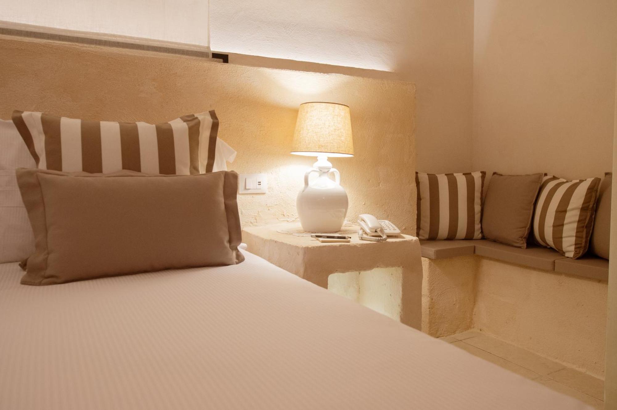 Masseria Messapia Wine Resort & Spa Salento Месане Стая снимка