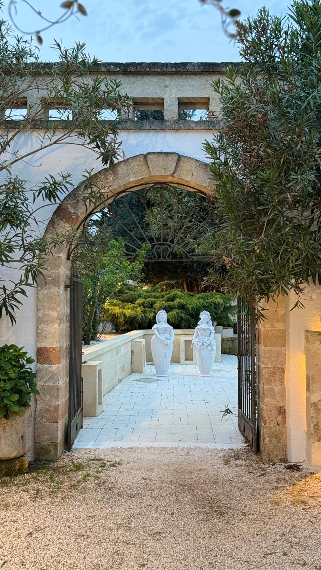 Masseria Messapia Wine Resort & Spa Salento Месане Екстериор снимка